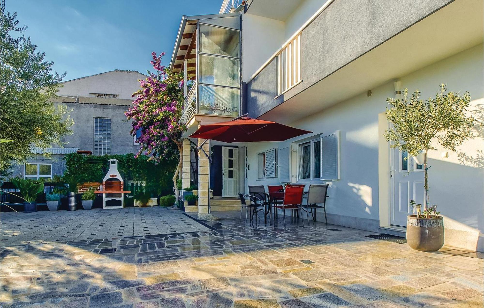 Apartment Stjepana 05 Dugi Rat Exterior foto